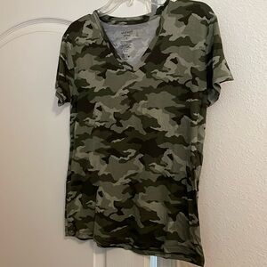 Nine West V Neck Tee